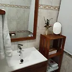 La Perla, *