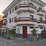La Perla, Apartment *